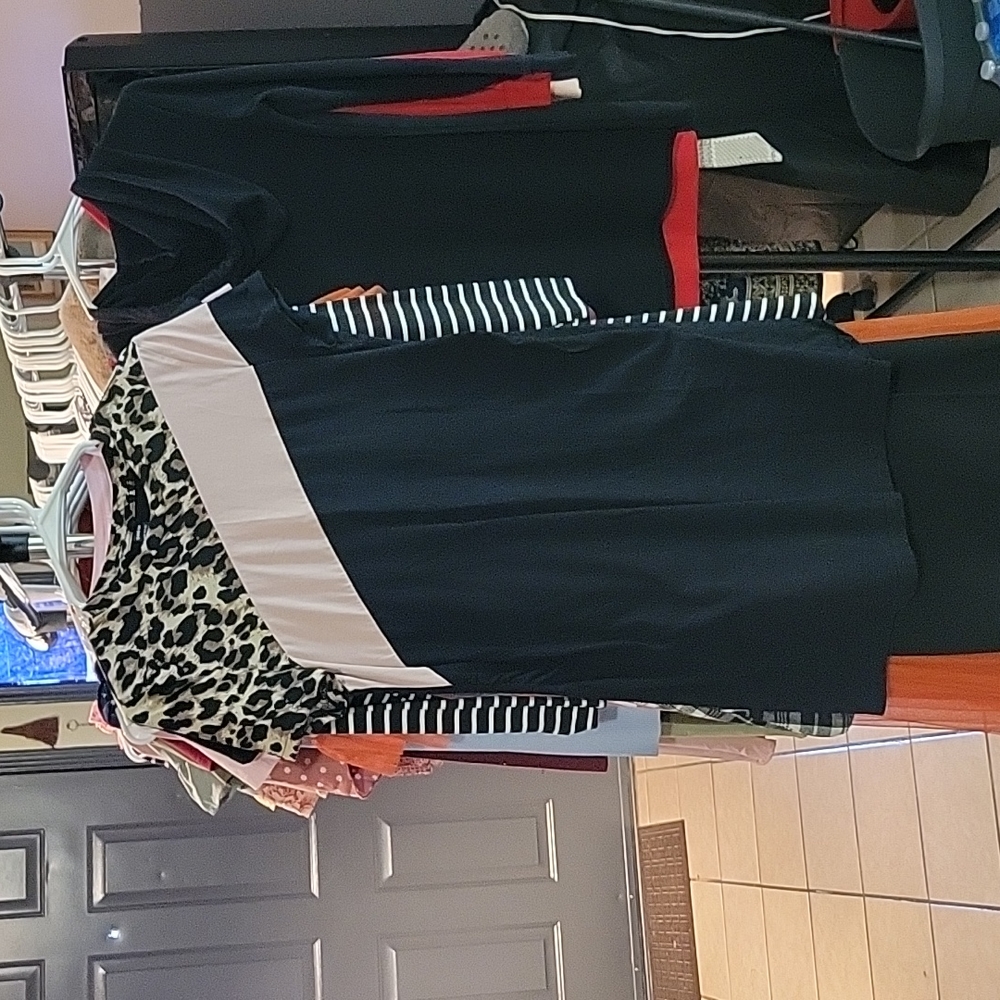 MATERNITY T-shirt Dress - Picture 2 of 2